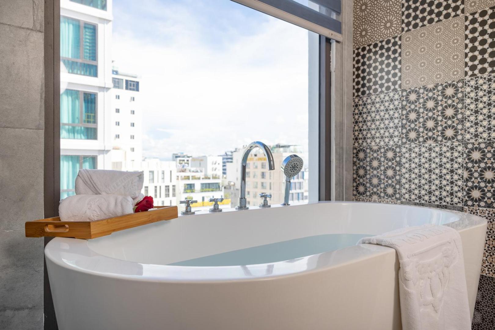 Minh Chau Premium Hotel Danang Extérieur photo